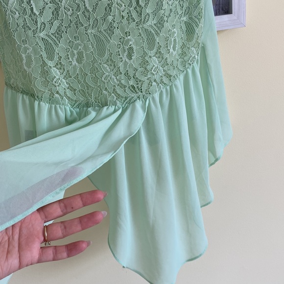 🌷💐💚 Gorgeous mint Back lace low high mint colour short sleeve blouse 💚😍💐 - Picture 6 of 6
